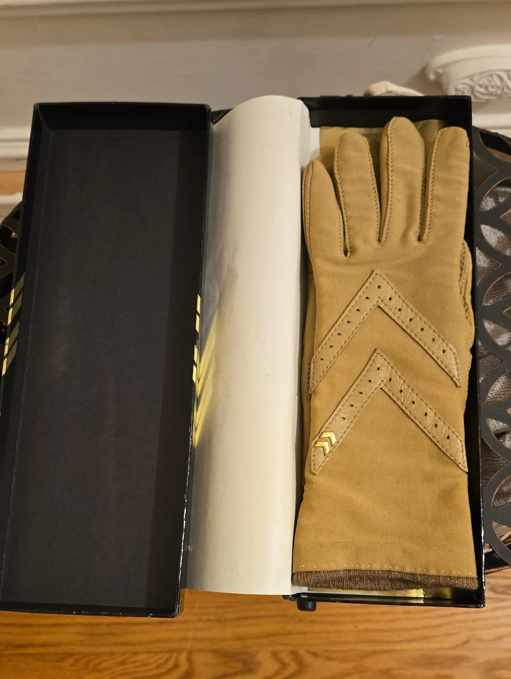Vintage Isotoner Aris Tan Cashmere Lined Gloves OS